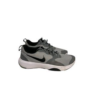 Nike Shoes Comfort Footbed-Size 9.5 Mens